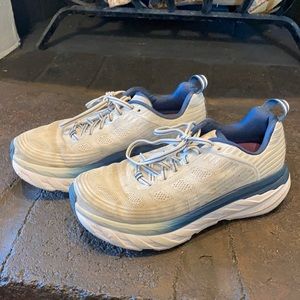 Hoka OneOne Bondi 7